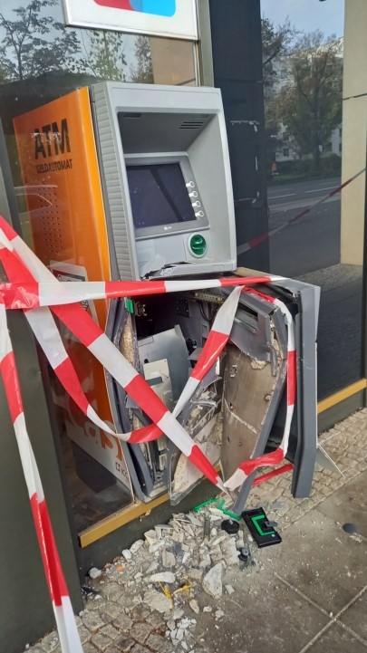 geknackter Geldautomat